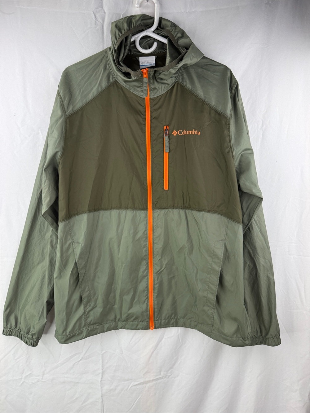 Columbia Olive Green 3 Pocket Windbreaker with Orange Zipper &adjustable waist